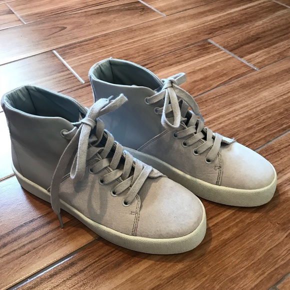 Kendall + Kylie High Top Dylan Sneakers - Picture 1 of 4
